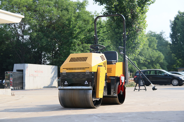 “明星款”小型壓路機(jī)，讓大家的選擇不再“迷路”！